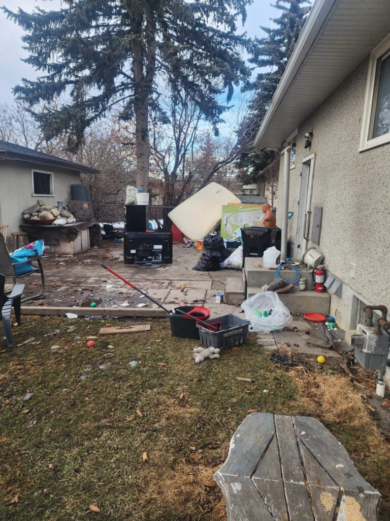 Estate cleanout services in Chestermere