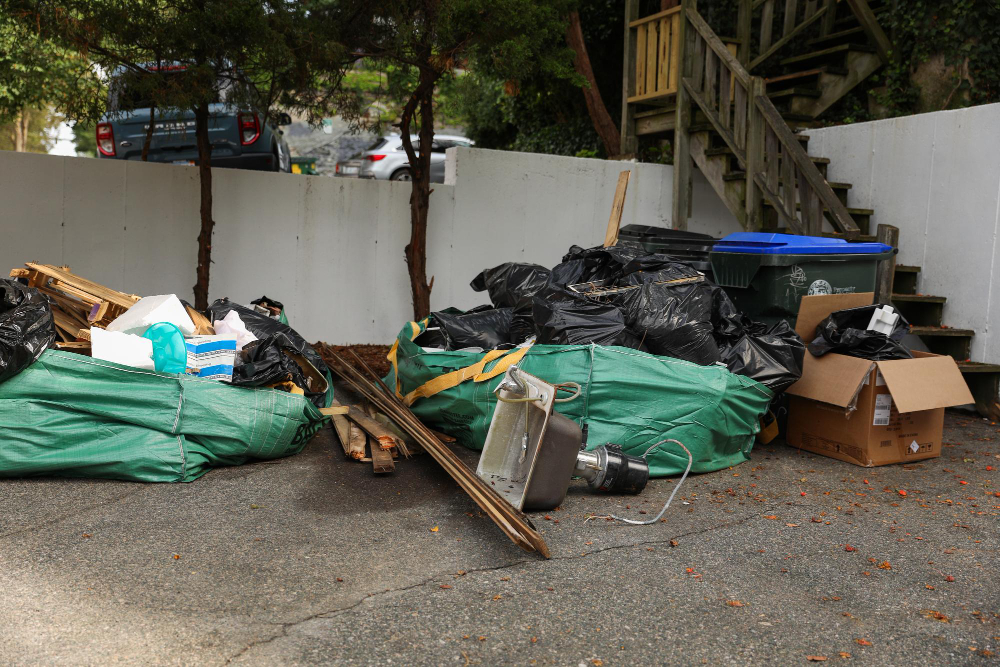 Junk Removal Service in Airdrie Canada